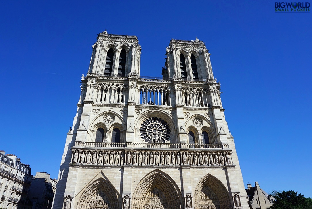 France, Paris, Notre Dame in Blue