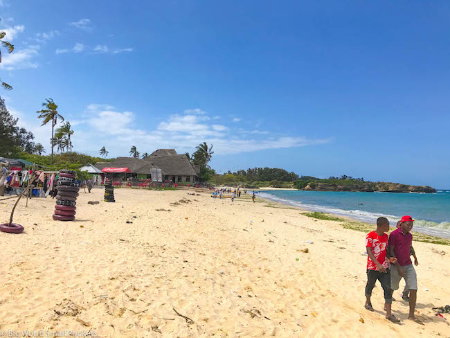 Tanzania, Dar Es Salaam, Coco Beach