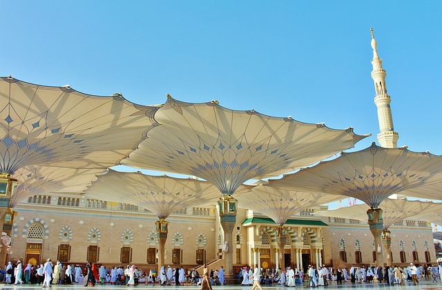 Saudi Arabia, Mosque, People