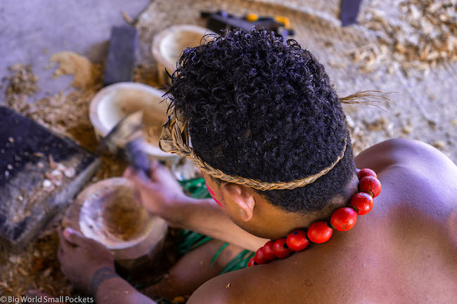 Samoa, Cultural Village, Carving