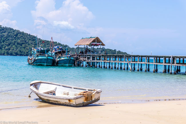 Cambodia, Koh Rong Sanloem, Boat on Beach