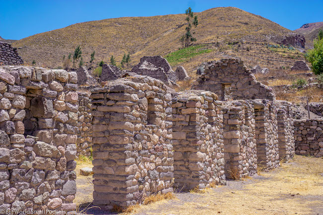 peru travel wardrobe