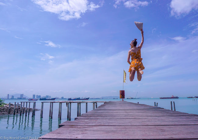 Malaysia, Penang, Me Jumping