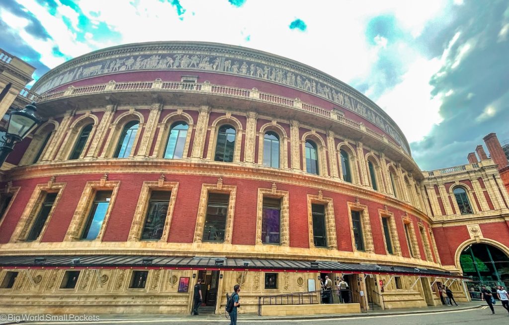 London, Royal Albert Hall, Exterior