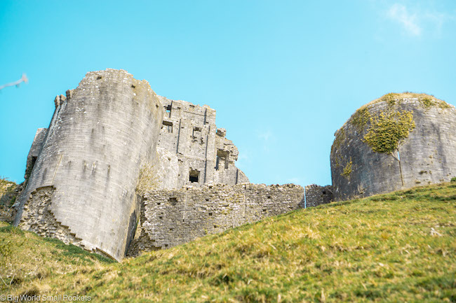 UK, Dorset, Corfe Castle Ruins