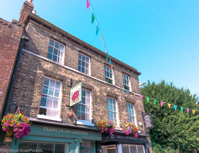 UK, Canterbury, Bunting