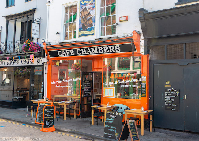 UK, Canterbury, Cafe Chambers