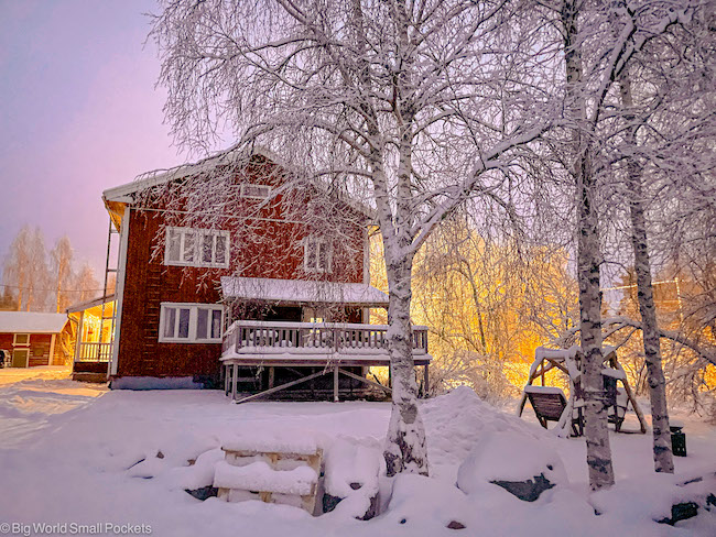 Finland, Lapland, Arctic Guesthouse & Glass Igloos