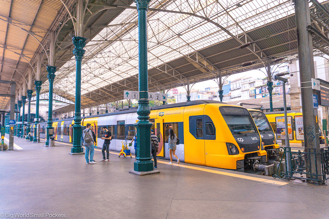 Portugal, Porto, Train