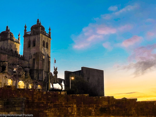 Portugal, Porto, Sunset Silhouette