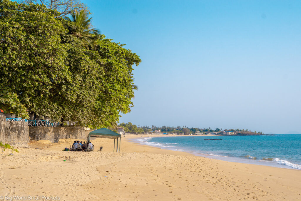 Sierra Leone, Lakka Beach, Sand