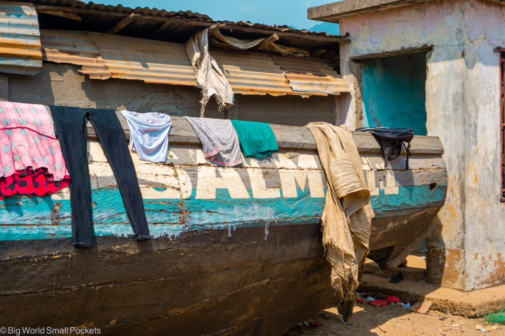 Sierra Leone, Tombo, Boat