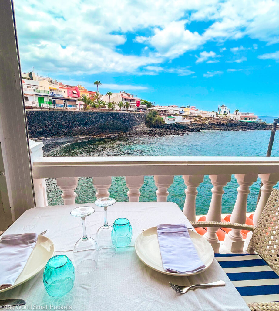Tenerife, Restaurant, Table