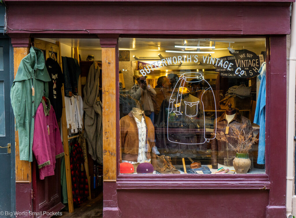 Devon, Totnes Vintage Shop