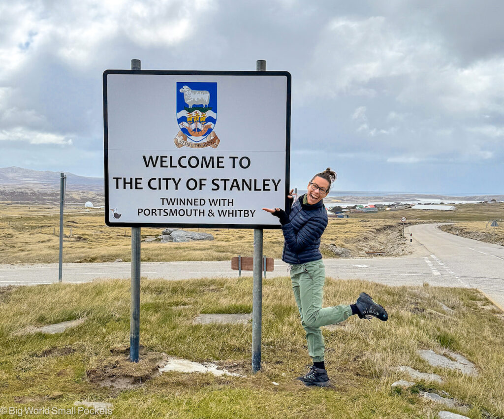 Falklands, Stanley, Me with Welcome Sign