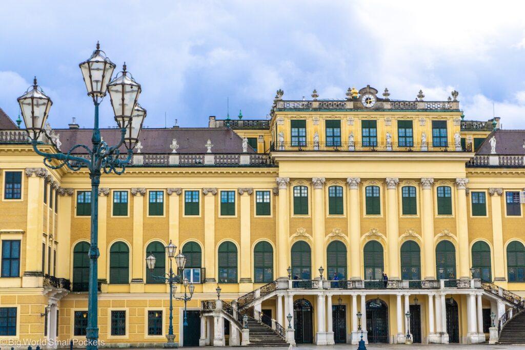 Austria, Vienna, Schönbrunn Palace, Facade with Lamp Post