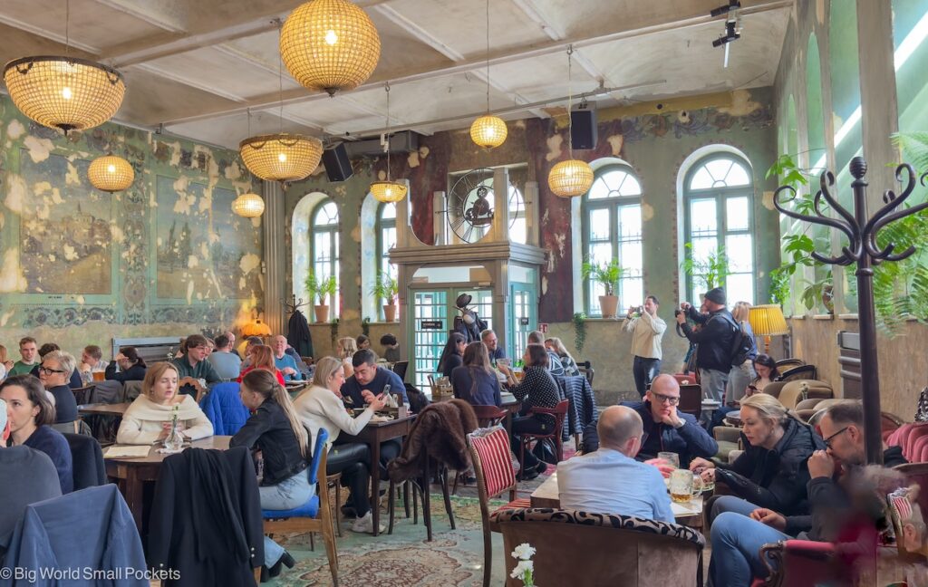 Poland, Kazimierz, Herve Cafe