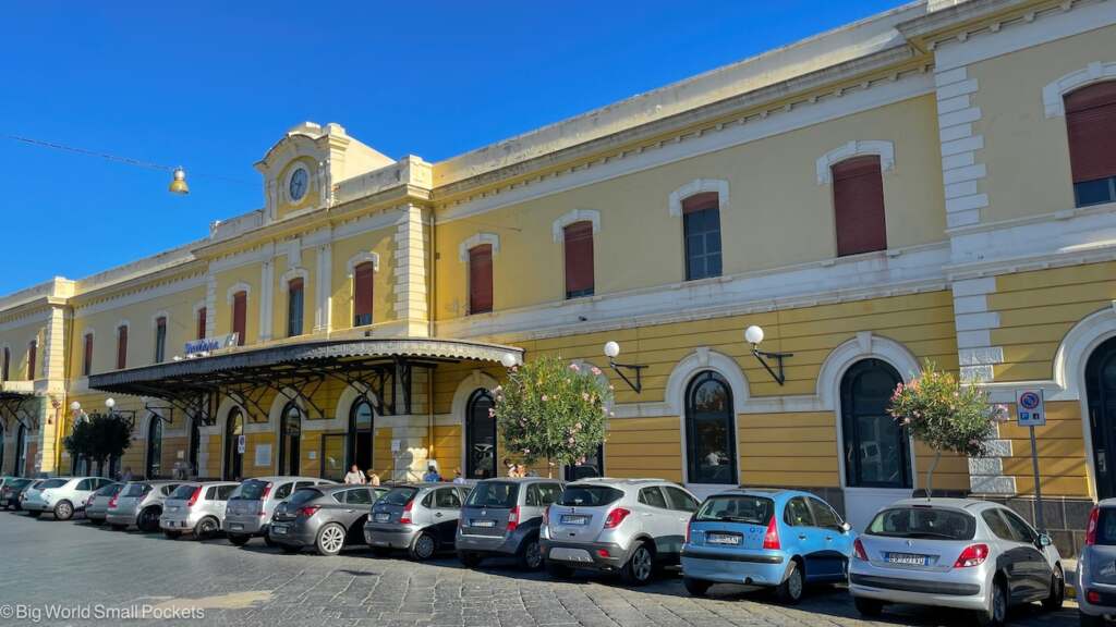 Italy, Sicily, Syracuse Station