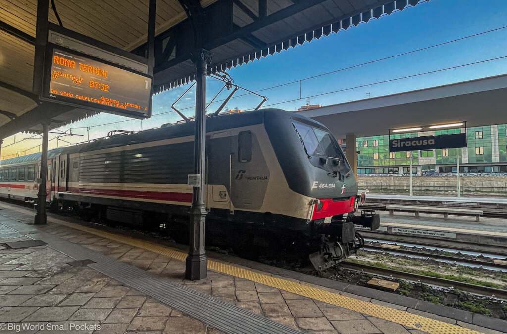 Sicily, Fontaine Bianche, Train from Syracuse
