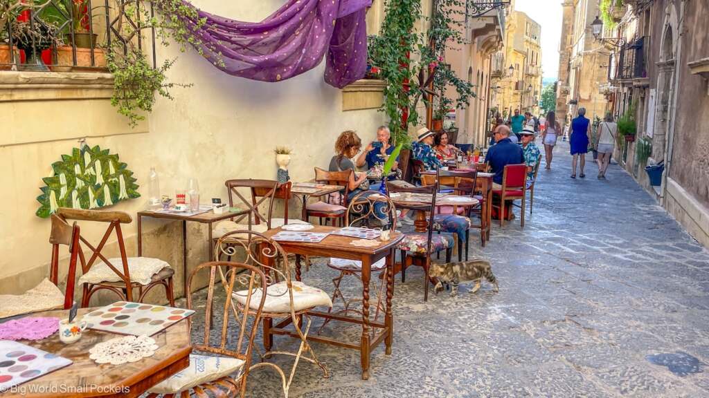 Sicily, Siracusa, Alfresco Dining Tables