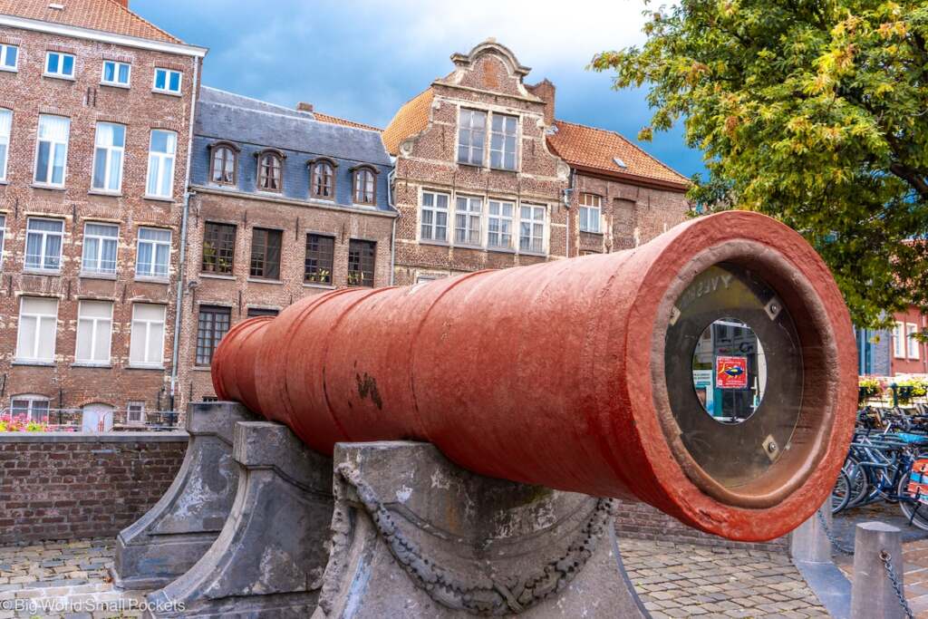 Belgium, Ghent, Canon