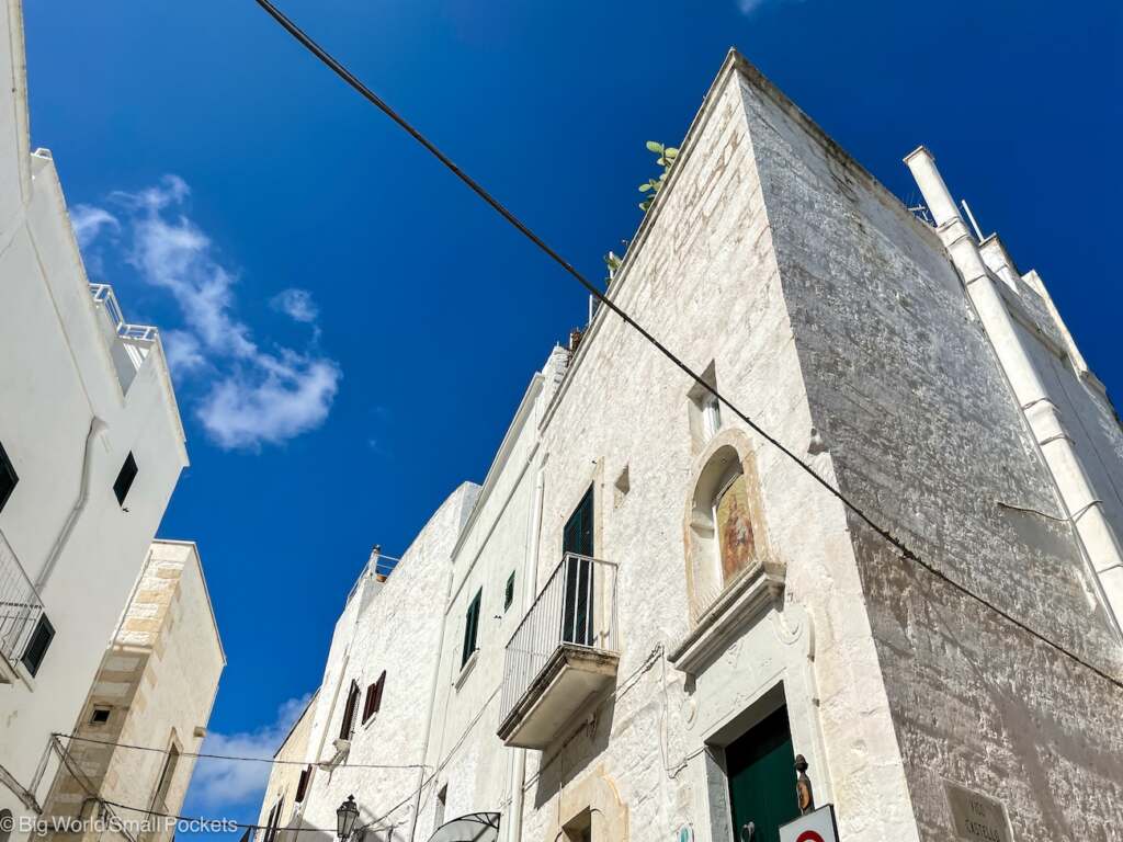 Italy, Puglia, Whitewashed Buildings