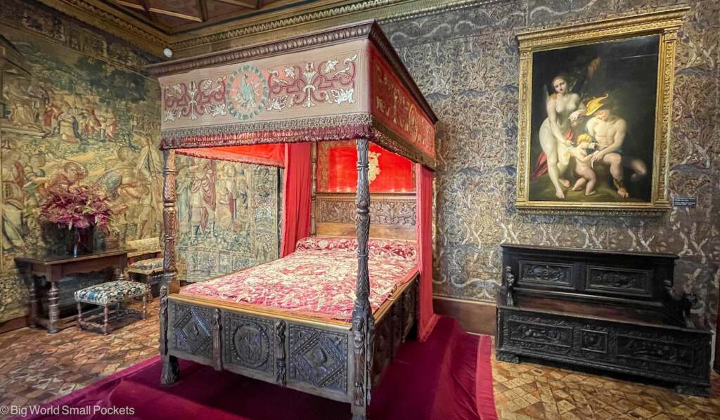 France, Loire Valley, Castle Interior