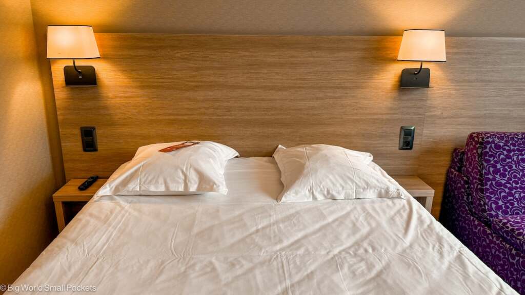France, Orleans, Hotel Escale Oceania Room