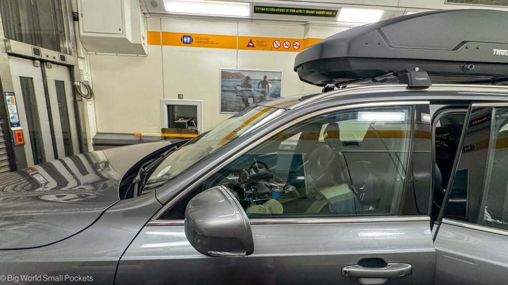 LeShuttle, Car in Train