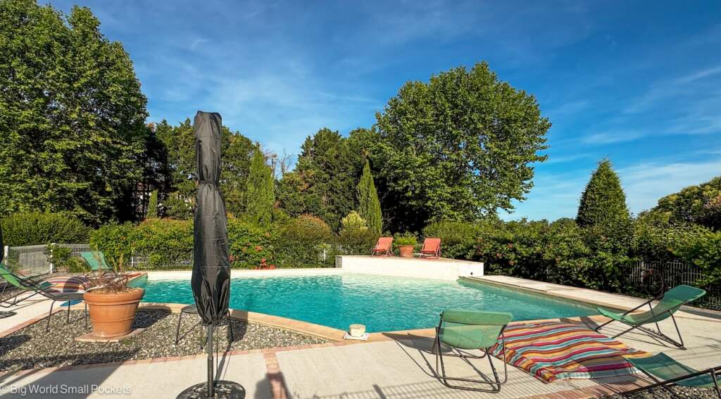 France, Haute Garonne, Gite Swimming Pool