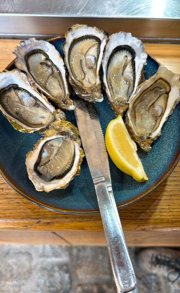 France, Ile de Re, Oysters