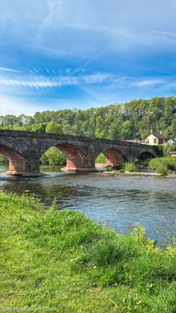 Wales, Usk, Bridge